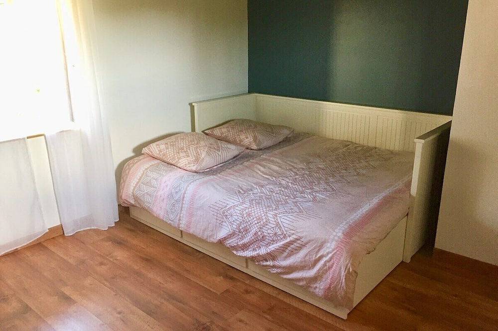 Gîte de Magneux - Spa/Jacuzzi in Amions, Région de Roanne