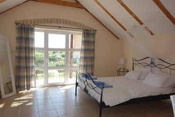 Villa for 14 People in Montenegro, Photo 1