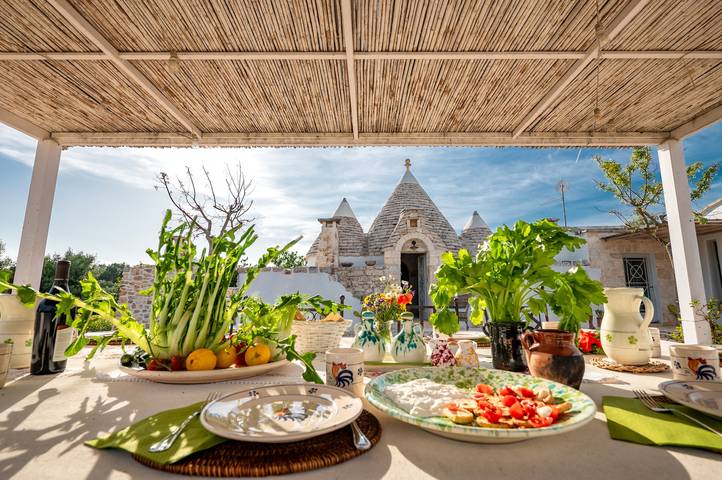 Villa 'Trullo Nostress with Pool' with Garden, Terrace & Wi-Fi in Villa Castelli, Salento