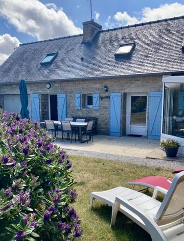 Gîte pour 6 personnes, avec jardin et balcon à Sibiril