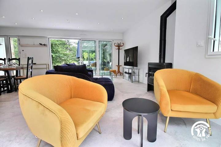 Gîte pour 8 personnes, avec jardin dans Plage Pen Boc H Arradon - 4