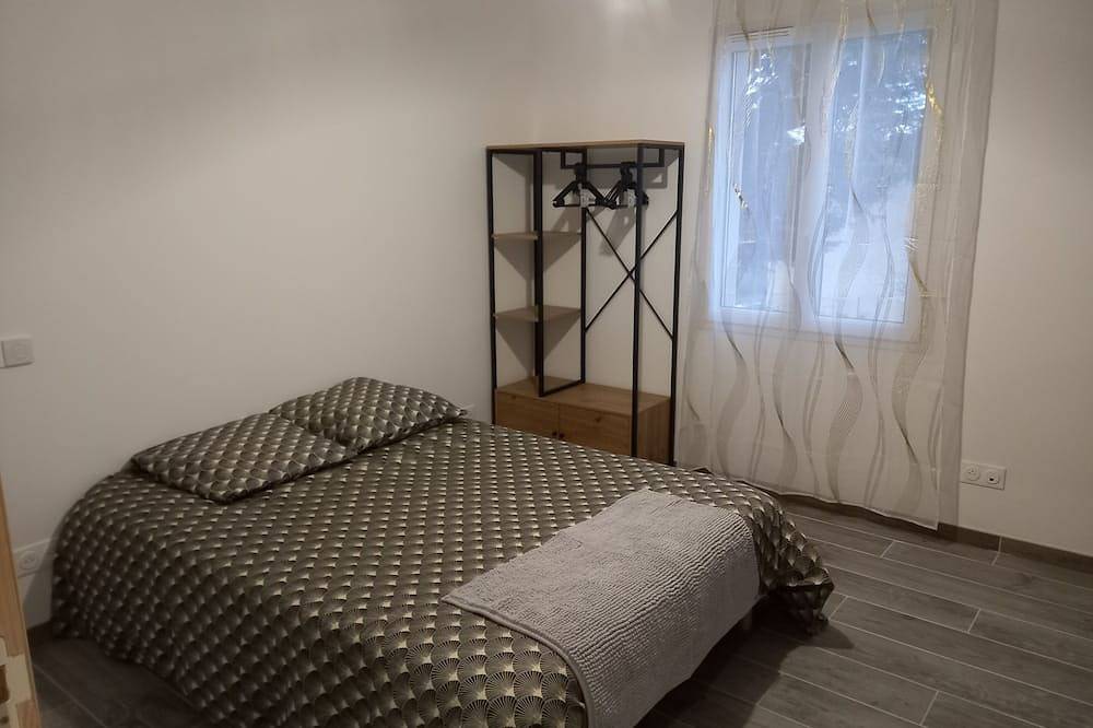 Comfortable 2bed house in Ardèche in Saint-Montan, Privas