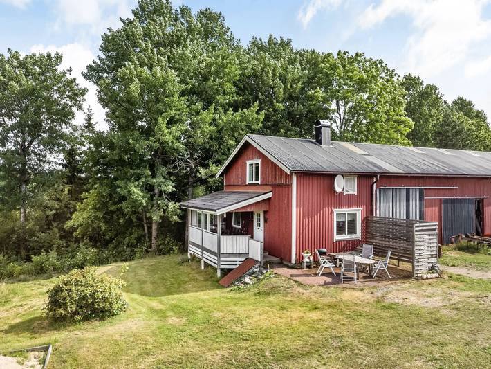 Ferienhaus für 5 Personen, mit Terrasse und Garten in Tanum