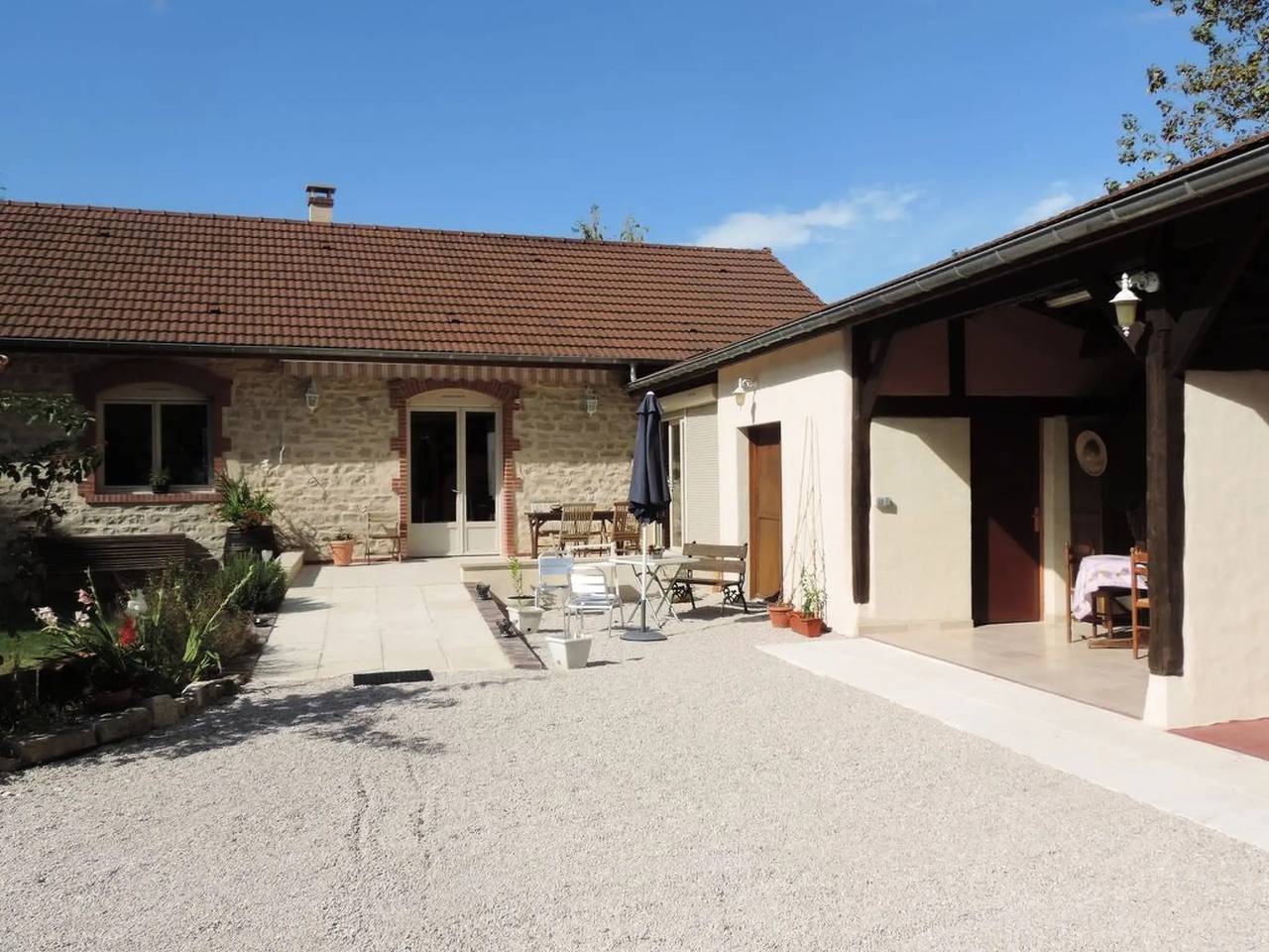 Maison 5 Personnes in Chagny, Région de Chalon-sur-Saône