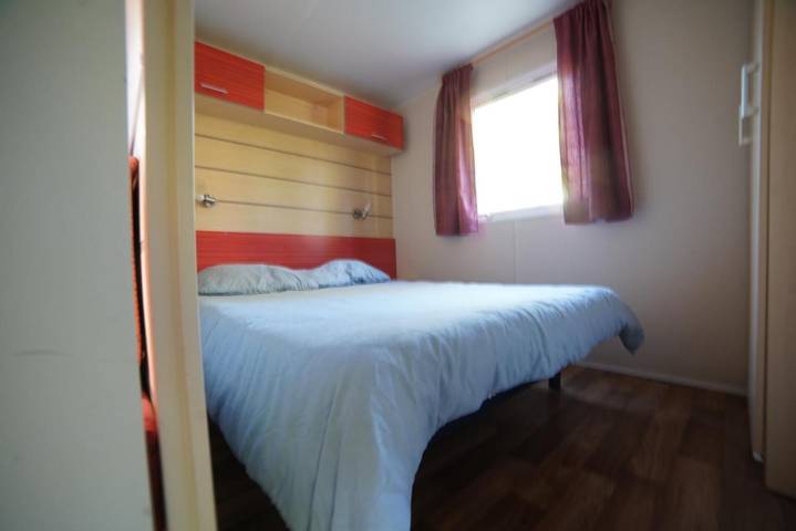 Camping pour 6 personnes, avec jardin et vue ainsi que bassin pour enfant et piscine dans Essonne - 2