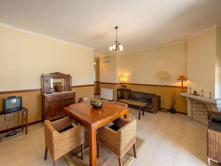 Location de vacances pour 4 personnes, avec piscine et jardin à Vila Flor - 4