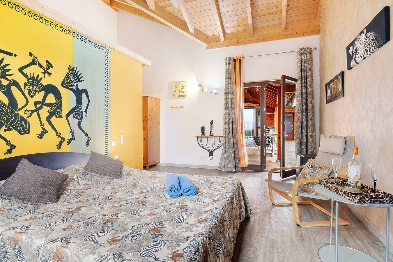 Nairobi Room – Shared Pool in Alte, Faro District