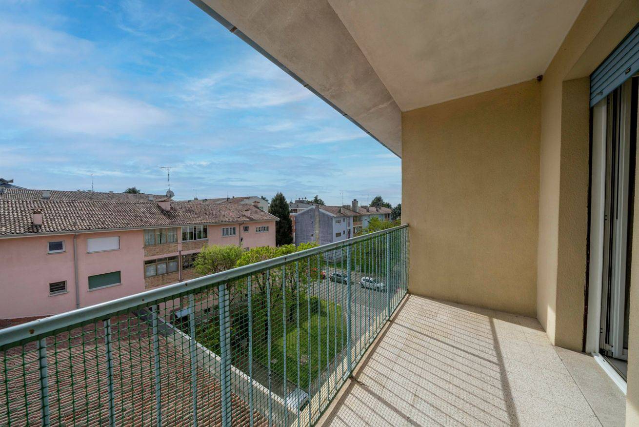 Appartement entier, Appartement de vacances pour 4 personnes avec balcon/terrasse in Udine, Province d'Udine