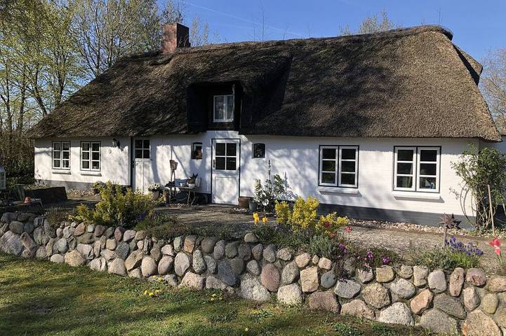 Cottage für 4 Personen, mit Terrasse und Garten - 1
