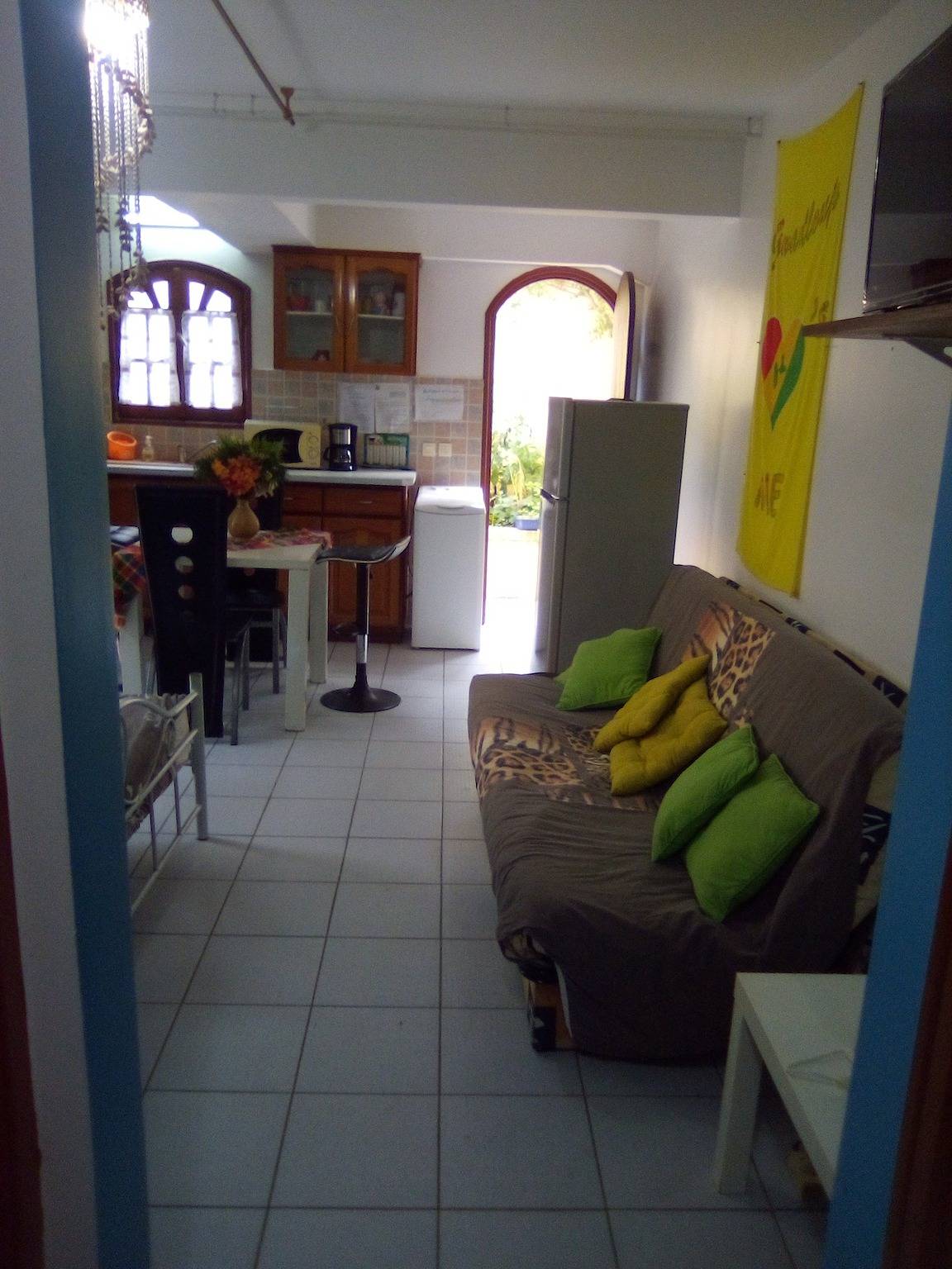 Ganzes Studio, Charmantes Studio in Le Moule mit Garten und Grill in Le Moule, Guadeloupe