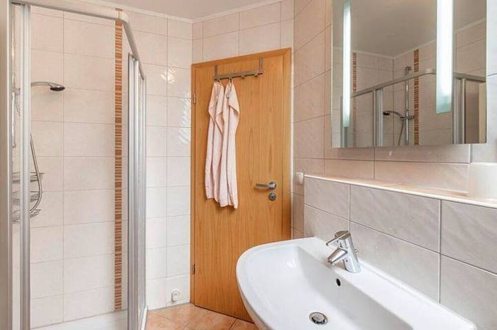Ferienhaus für 2 Personen, mit Pool und Sauna sowie Balkon und Garten in Pegnitz - 4