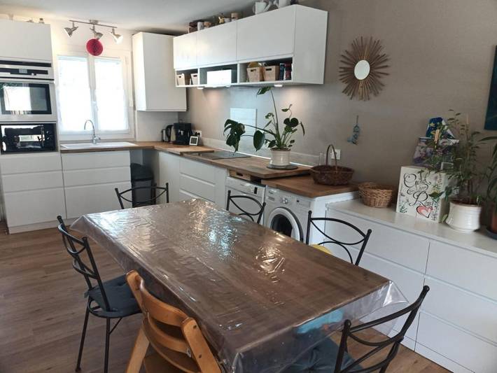 Location de vacances pour 8 personnes, avec piscine et terrasse à Simiane-Collongue - 4