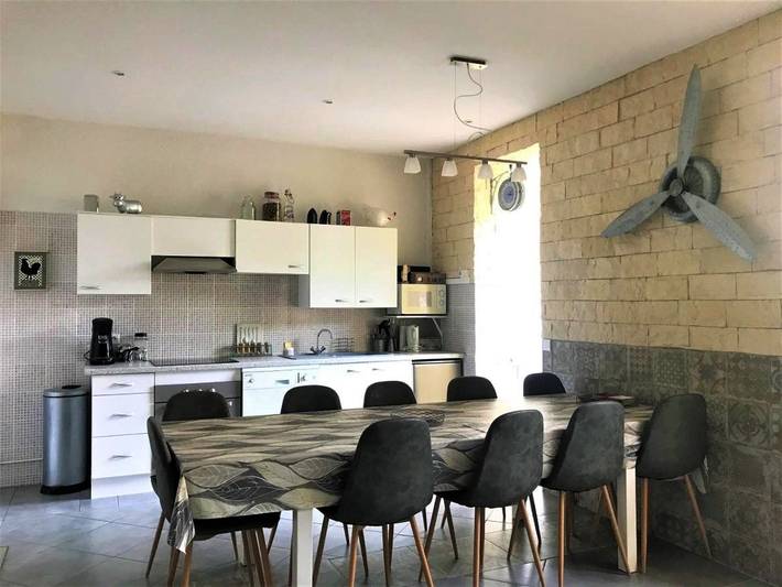 Location de vacances pour 10 personnes, avec piscine ainsi que jacuzzi et balcon à Saint-Vivien-de-Médoc - 4