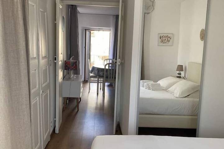 Entire apartment, Charming apartment in the heart of Piana in Piana, Ajaccio region