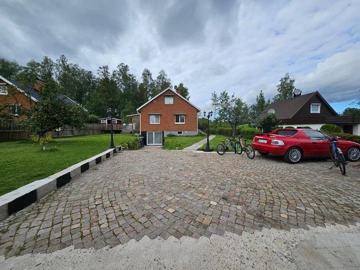 Villa für 10 Personen, mit Ausblick und Garten - 1