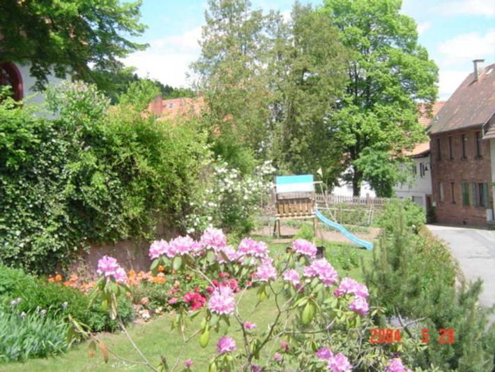 Ferienwohnung für 4 Personen, mit Balkon und Terrasse sowie Garten und Ausblick in Mossautal - 3