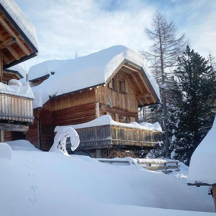Chalet für 6 Personen, mit Sauna und Ausblick sowie Terrasse am Falkertsee