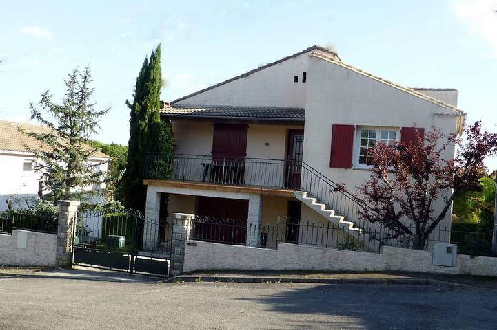 Villa pour 8 personnes, avec jardin et balcon