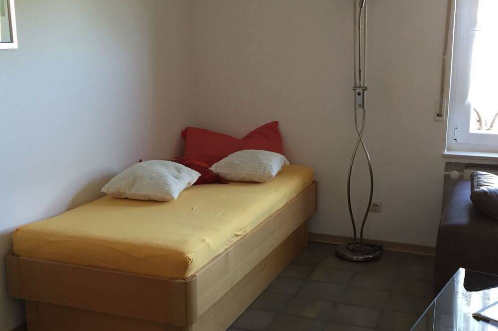 Ganze Wohnung, Gemüliche Ferienwohnung Schmandin in Laacher See, Wassenach