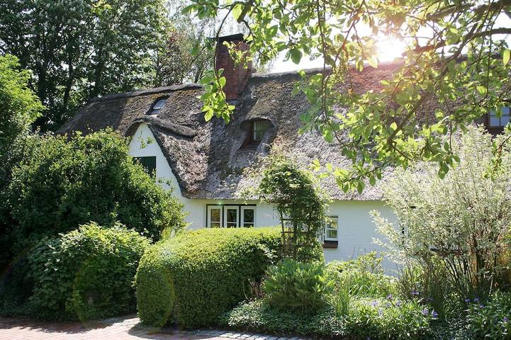 Ferienhaus für 8 Personen, mit Terrasse und Garten - 1