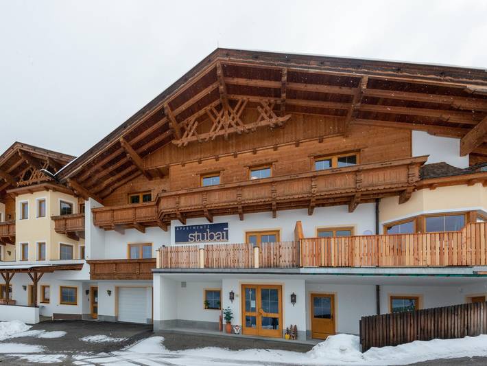 Ferienwohnung für 6 Personen, mit Terrasse und Garten sowie Ausblick in Neustift im Stubaital