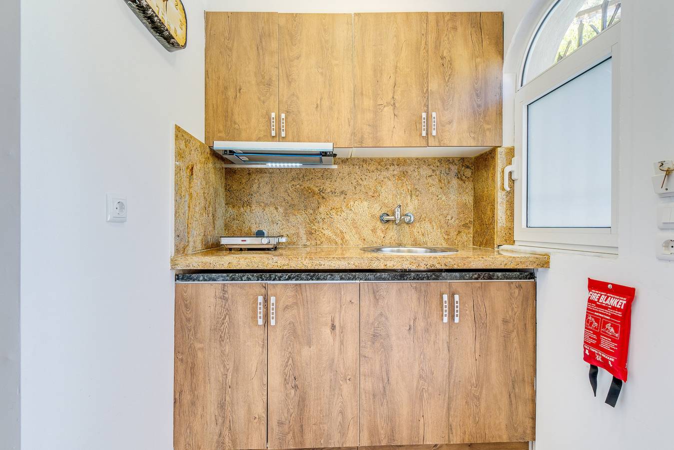 Appartement 'Doliva Erietta met Privézwembad', bergzicht, Wi-Fi en airconditioning, foto 11