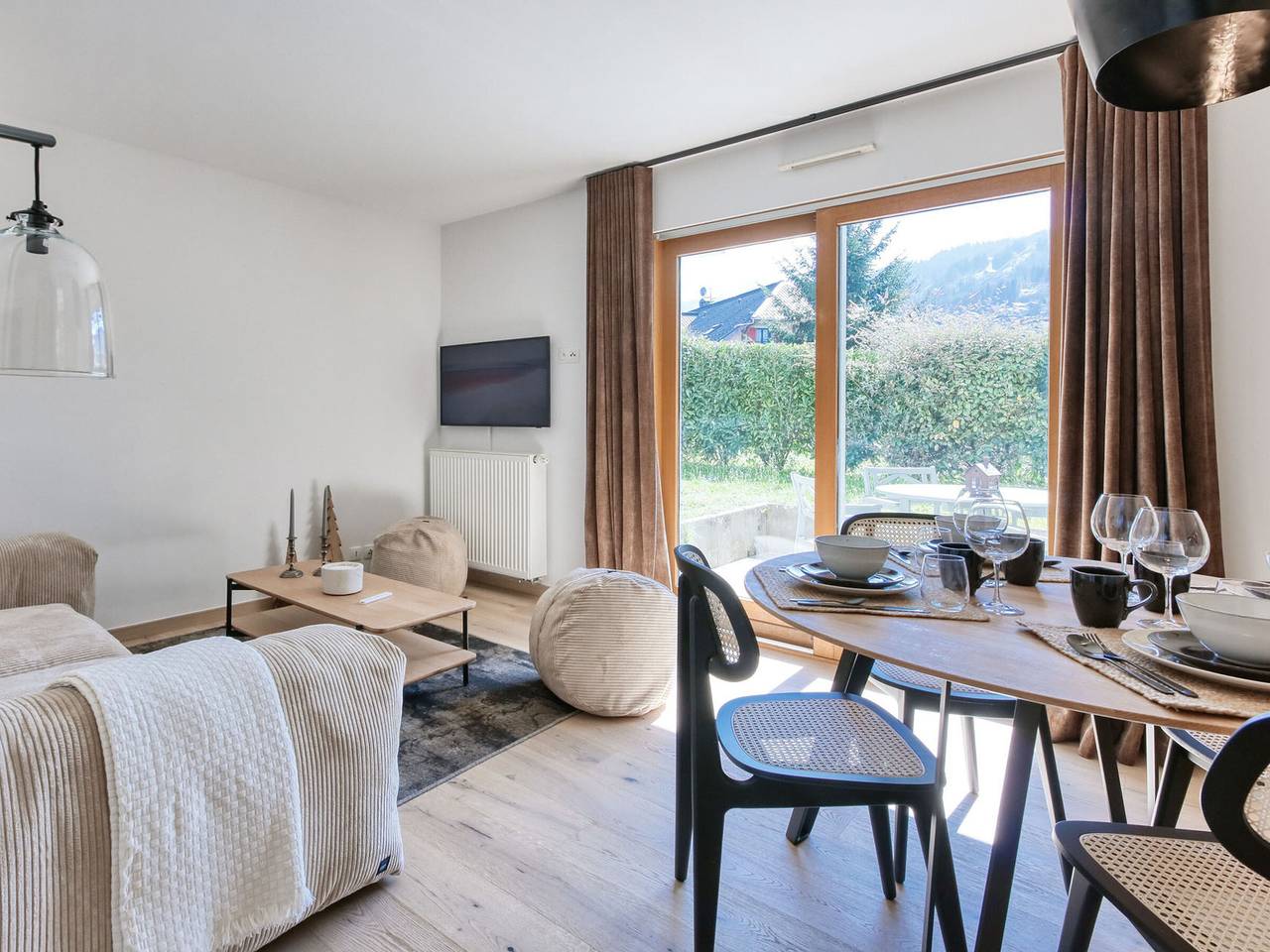 Appartement entier, Saint-Gervais : Appartement rénové 2 ch, jardin, Wifi & parking in Saint-Gervais-les-Bains, Pays du Mont-Blanc