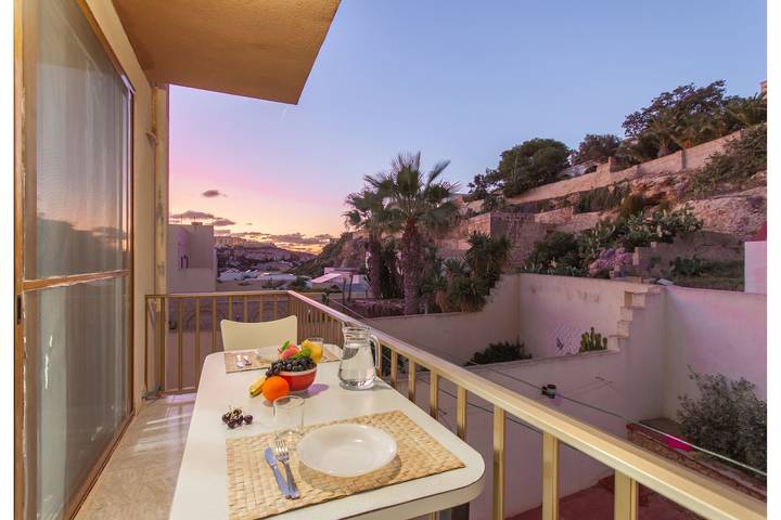 Ferienwohnung für 4 Personen, mit Balkon und Pool, kinderfreundlich auf Malta