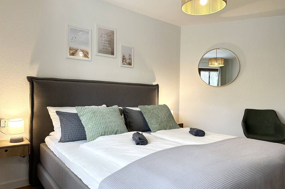 Ganze Wohnung, Spa Whirlpool Fewo Seepromenade im Seehaus Aachblick in Oberuhldingen, Uhldingen-Mühlhofen