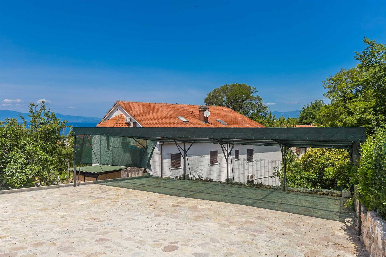 Całe studio, Studio dla 3 osób z balkon in Njivice, Krk