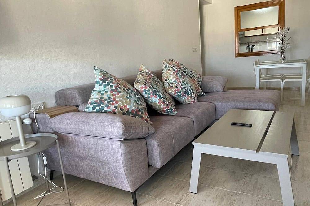 Apartamento entero, Alicante Playa Aeropuerto in Urbanova, Costa Blanca