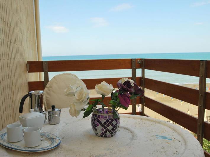 Ferienwohnung für 3 Personen, mit Balkon und Terrasse in Castagneto Carducci