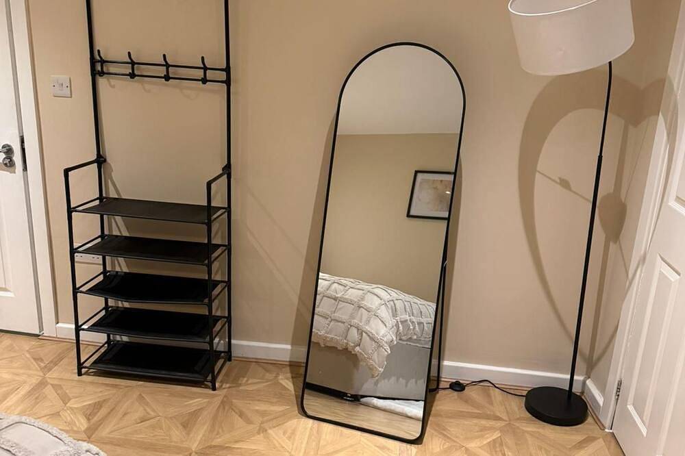 Prime 1-bedroom in a house in Watford in Watford, Hertfordshire