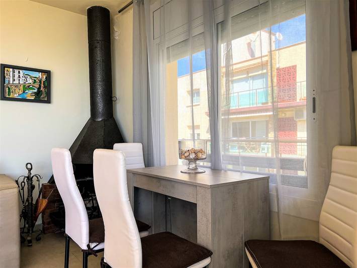 Appartement entier, Appartement de vacances pour 4 personnes avec piscine in Platja de Santa Susanna (Pineda de Mar), Santa Susanna