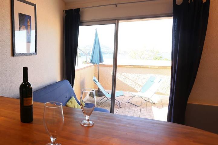 Location de vacances pour 6 personnes, avec terrasse et jardin, animaux acceptés à Banyuls-sur-Mer