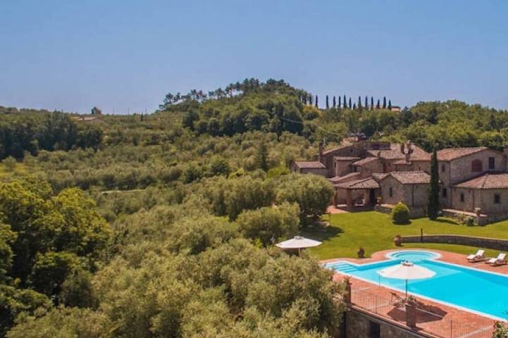 Villa per 10 persone, con balcone e giardino in Monsummano Terme