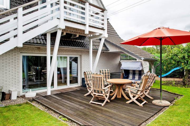 Ferienwohnung für 4 Personen, mit Whirlpool und Garten sowie Sauna