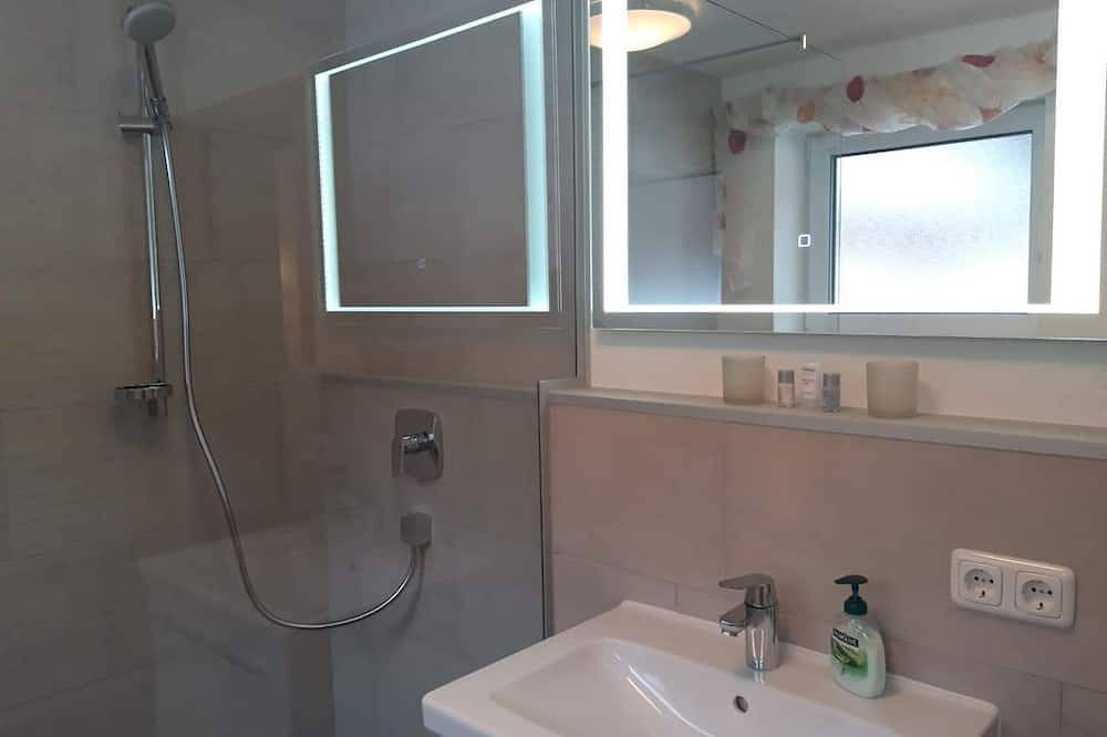 Apartamento entero, Achensee Holiday House Exclusive - Apart - Holiday Houses Schwarzmann in Eben am Achensee, Valle del Tirol