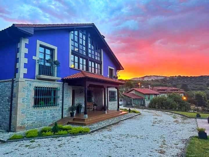 Double Room with Mountain View in Ortiguero, Cabrales