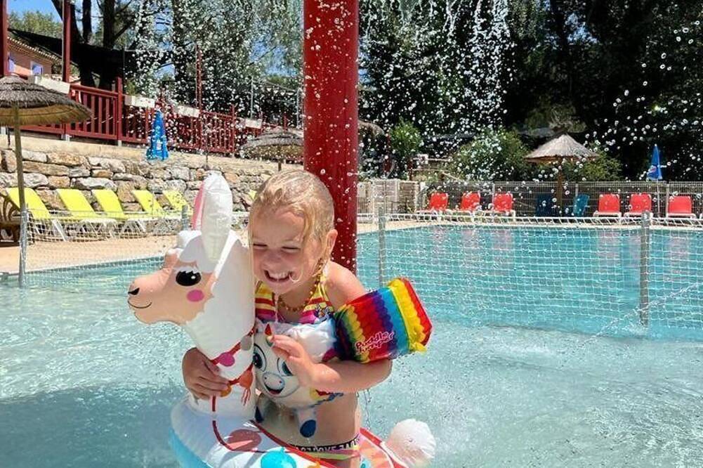 Camping 3 étoiles - Parc aquatique - eecfda in Saint-Maime, Regionaler Naturpark Luberon