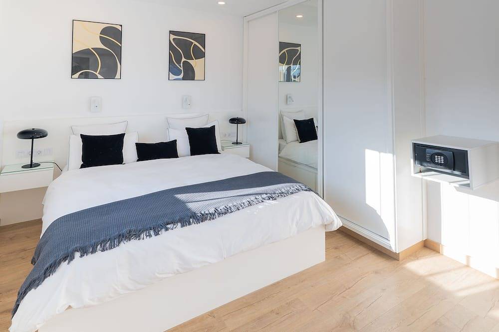 \"Siena\" in the heart of Playa del Ingles, 10 minutes walk from the beach. in Maspalomas, San Bartolomé de Tirajana