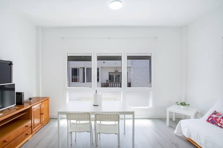 Casa Vacacional 'Rincón De Mónica 1' con Vista al Mar, Terraza Compartida y Wi-Fi in Villa de Agaete, Agaete