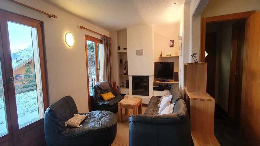 Location de vacances pour 11 personnes, avec jardin et piscine à Veysonnaz - 2