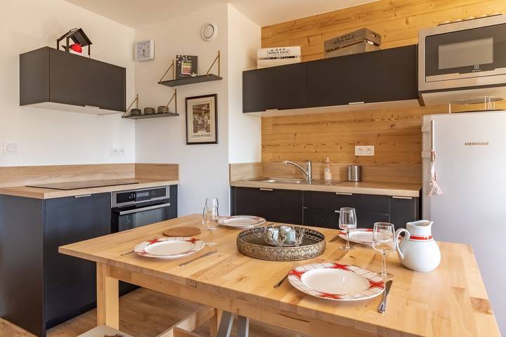 Appartement entier, 80m des pistes - Appart pour 4 adultes/2 enfants in Génos, Pyrénées