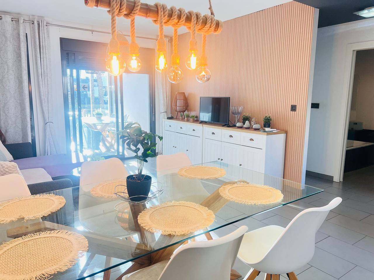 Entire apartment, Groundfloor Oasis beach Iii la zenia in La Zenia, Orihuela