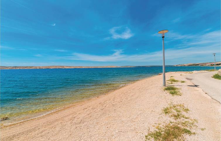 Entire holiday apartment, Charming Sea View Apartment with Terrace & Grill, 1.5km to Beach in Kustići, Pag Island