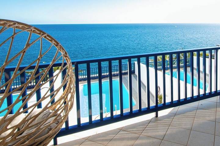 Villa for 6 people, with balcony in Puerto Calero Marina