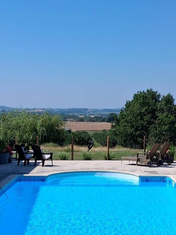 La Maison Verte in Savignac-sur-Leyze, Région de Villeneuve-sur-Lot