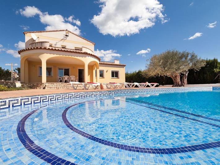 Holiday home for 11 people, with garden - 1