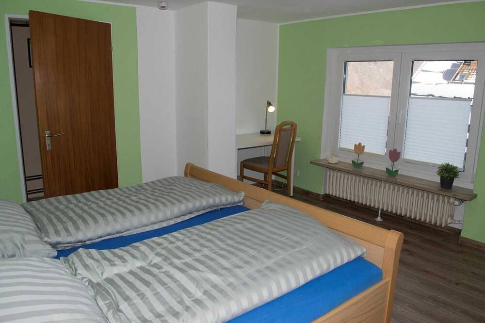 Apartamento entero, Apartamento 2 planta baja - Casa de vacaciones Zur Edertalsperre in Hemfurth-Edersee, Edertal